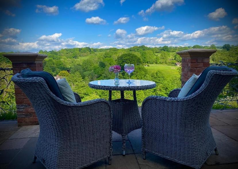 The Old Rectory - Valley View Room In Private Home Stockton-on-Teme Εξωτερικό φωτογραφία